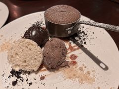-恰餐厅及酒吧 CHAR Bar & Grill (北京丽都皇冠假日店)