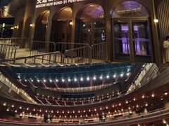 -交通银行前滩31演艺中心