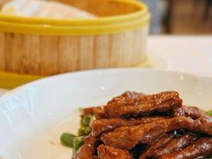 杭椒炒牛柳-西湖春天•老字号杭州菜(百汇店)