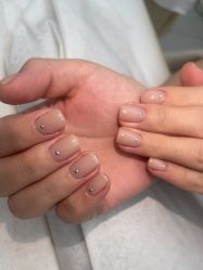 -赢韵美甲美睫瑞士净斑中心