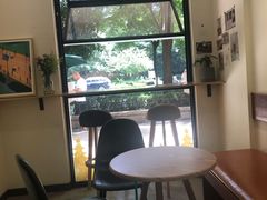 靠窗位-花生咖啡 peanut coffee