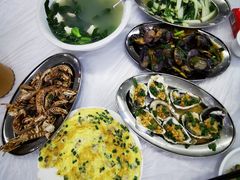 -红月湾海鲜饭店•沙滩海景(双月湾店)