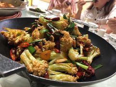 -兔行天下-鸿鹤鲜锅兔(中海国际店)