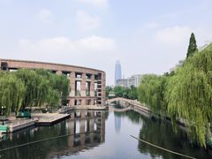 -泉城广场