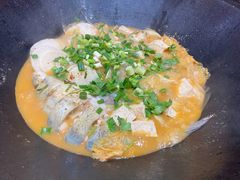 -老刘生态大鱼坊铁锅炖鱼(赛马场店)