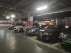 -经纬汇-停车场