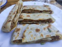 -溢心园香河肉饼总店