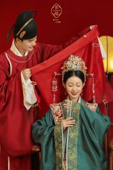 -巴黎婚纱摄影工作室