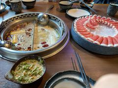 成双锅（清汤+激情）-快乐小羊火锅(河西王府井店)