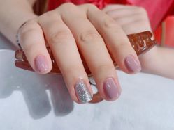 -今玥美甲美睫