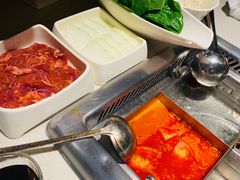 -海底捞火锅鲜切牛肉主题店(长寿路店)