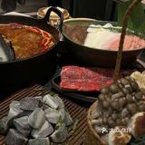冬天当然是要吃火锅啦🥘