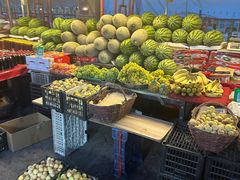 -乌恰市场(彩虹商场店)