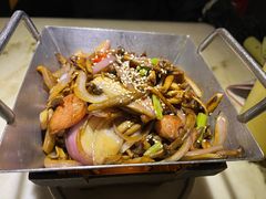 -弄堂里(西溪龙湖天街店)