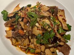 -费大厨辣椒炒肉(万家丽一店)