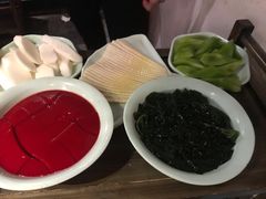 -红九格老火锅(三峡广场店)