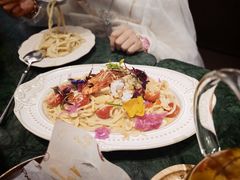 -秘密旅行Bonjour(黑金冠 江南西店)