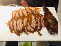 德胜枣木烤鸭-雀蓝川菜(奥体广场店)