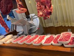 -天成·潮州牛肉脆肉鱼生蚝自助火锅