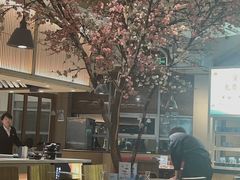 -蜜桃餐厅·伴山(湖滨商业街店)