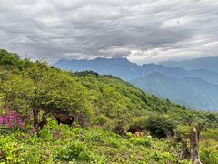 -牛背山