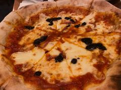 猪肉黑松露披萨-La Tavernetta(Bar à Vin)(乌鲁木齐路店)