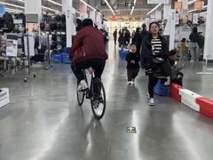 -迪卡侬(金龙湖店)