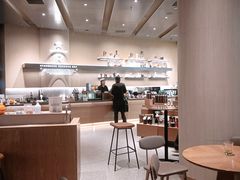 -星巴克臻选(上海合生汇1F店)