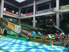 -蒙特利亲子乐园