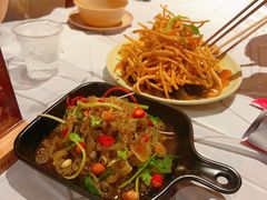 -巴厘龙虾·榜首油焖大虾(音乐学院·沿江酒馆店)