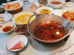 -鑫巴蜀小镇 · 水煮鱼专研店(玉桥店)