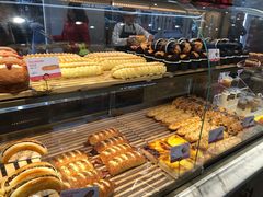 -万利隆·活力烘焙(人民路店)