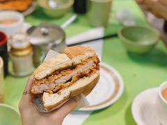 猪扒包-胜利茶餐室