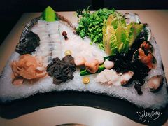-余欢领鲜火锅(新街口店)