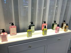 -Mr.JUDY洗个头发