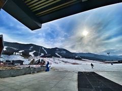 -鳌山滑雪度假区