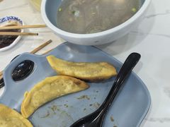 -老新隆牛肉锅贴(新街口店)