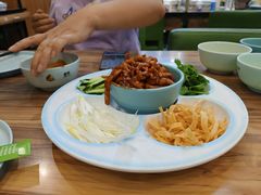 -合合春饼·酱骨·东北菜(潘家园店)