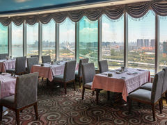 靠窗位-黄金海景大酒店-旋转餐厅