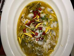 金汤酸菜鱼-绿茶餐厅(成都大悦城店)