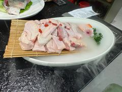 -得意咚瓜·顺德鱼生·冬瓜火锅(深圳首店)