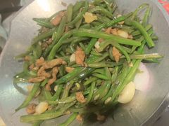 -卢大鲜鱼头捞饭(美利广场店)