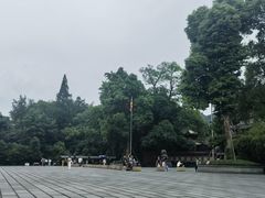 -峨眉山报国寺