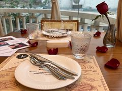 -Mark&Mars Restaurant