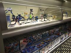 -泡泡玛特POPMART(上海环球港店)