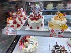 -花花卷卷·鲜食蛋糕(静安久光百货店)