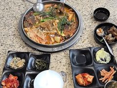 -真利味·脊骨火锅·正宗韩国料理(韩乐坊店)