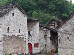 -高荡千年布依古寨旅游景区