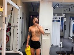 -GYMPLUS私教健身会馆(大悦城店)