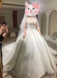 -艾朵婚纱